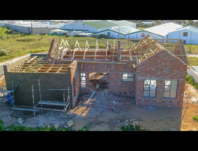 3 BEDROOM HOUSE FOR SALE IN ST HELENA VIEWS